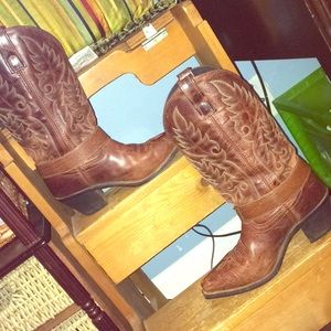 Laredo cowgirl boots size 6 1/2